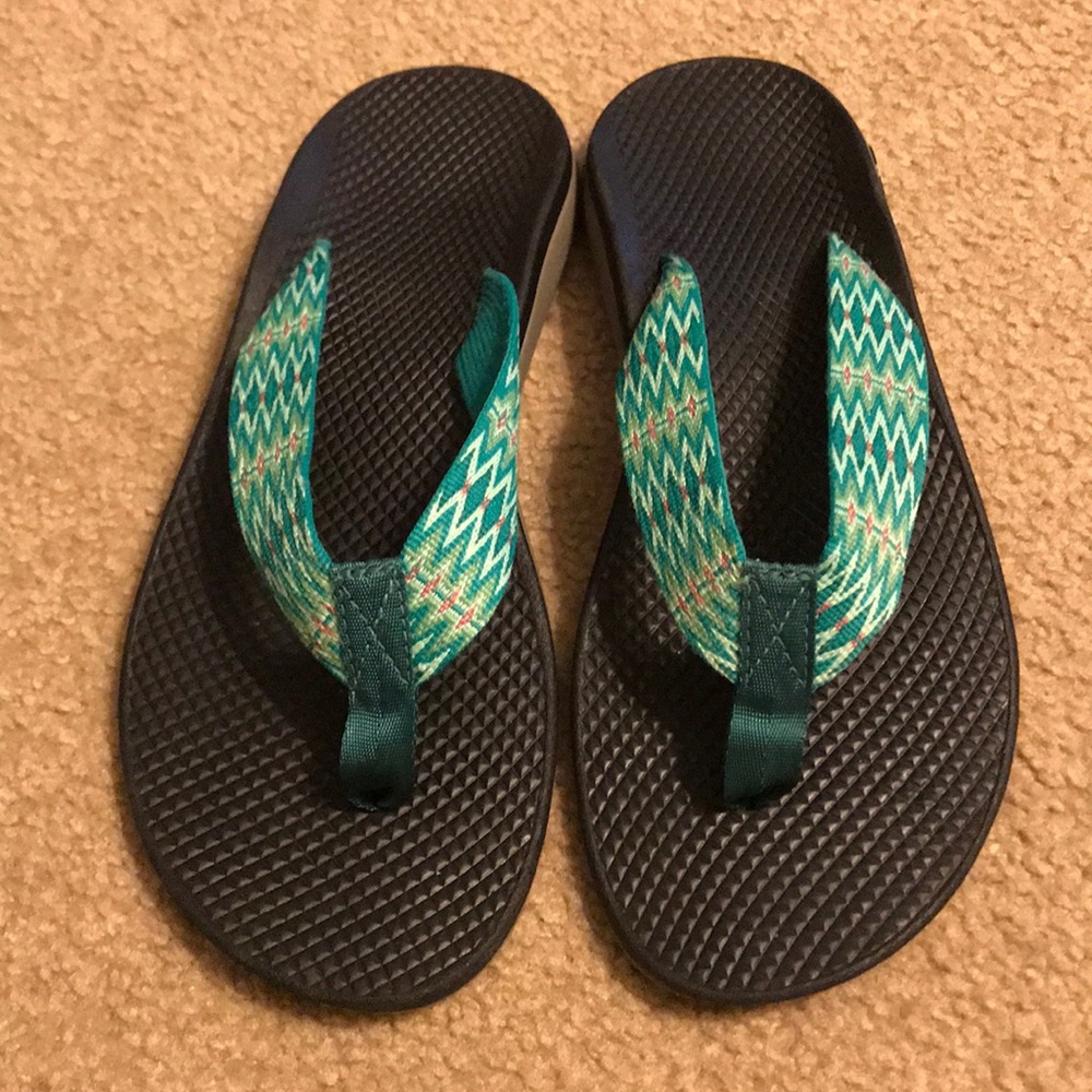 Chaco flip flops